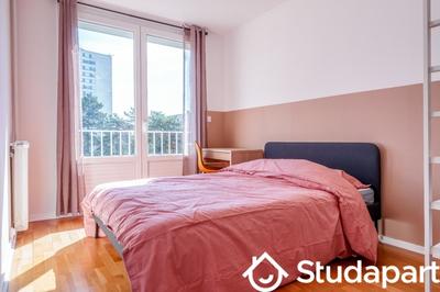 Chambre - 14 m² - 1 pièce