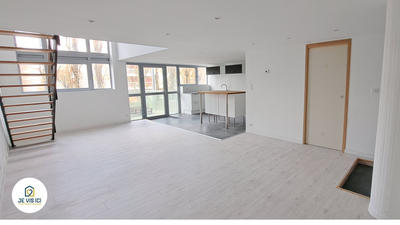 Loft - 92 m² - 5 pièces