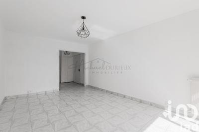 Appartement - 90 m² - 5 pièces
