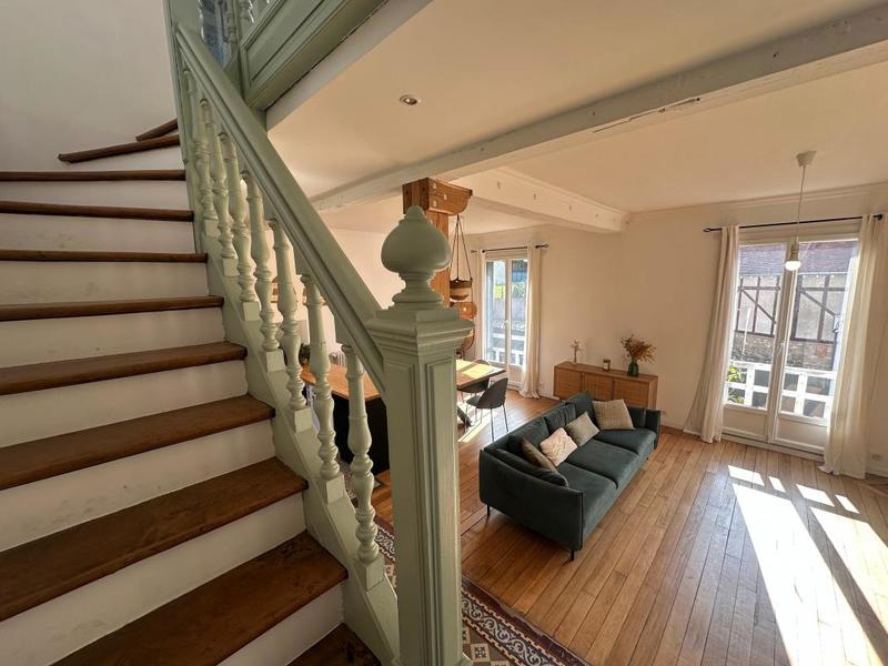 Maison - 111 m² - 4 pièces