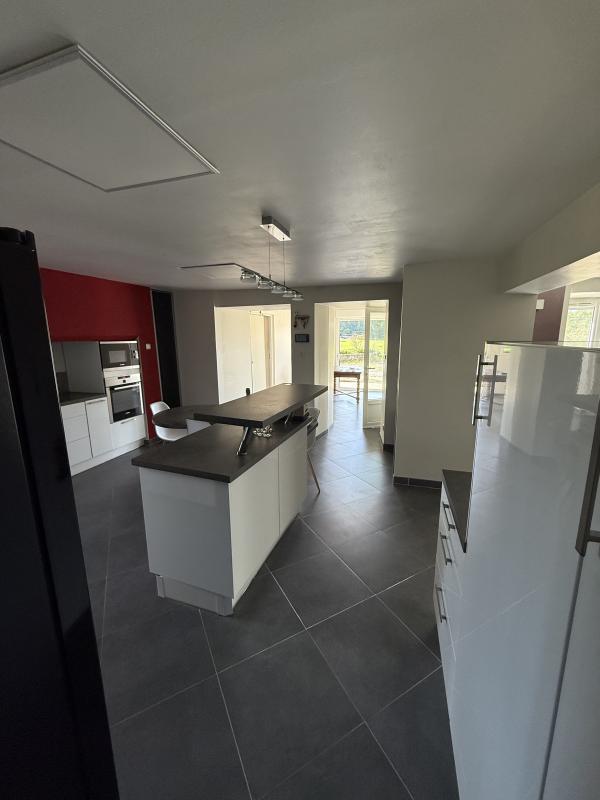 Maison - 120 m² - 4 pièces