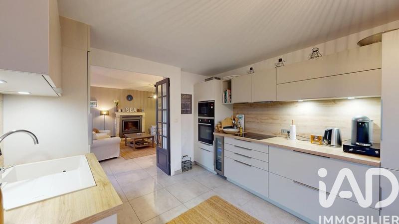 Maison - 88 m² - 3 pièces