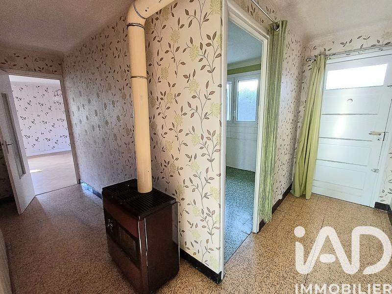 Maison - 96 m² - 5 pièces