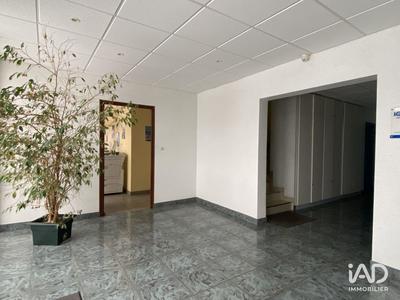 Local commercial - 596 m²