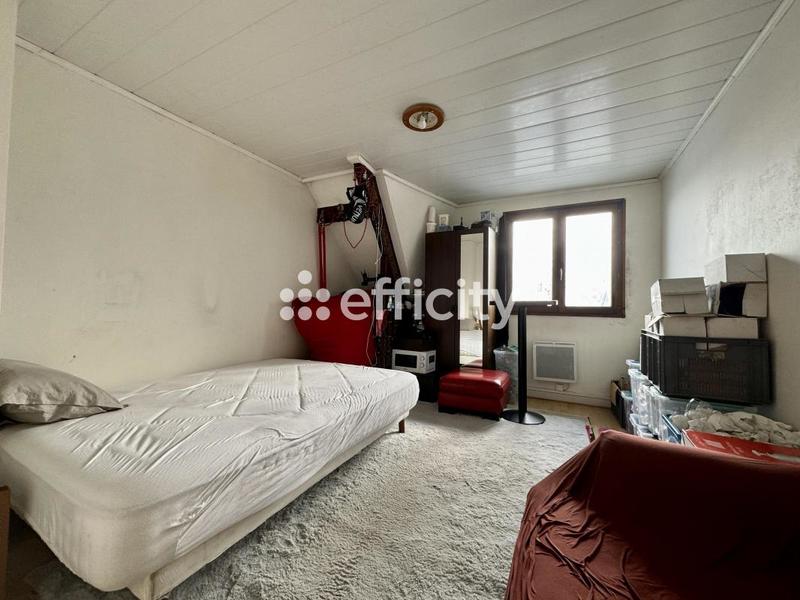 Maison - 200 m² - 10 pièces