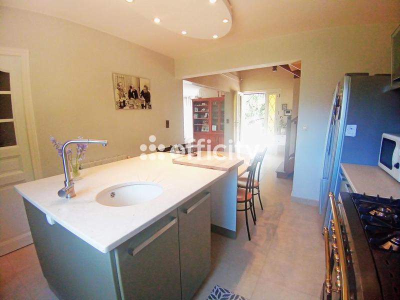 Propriété - 126 m² - 5 pièces