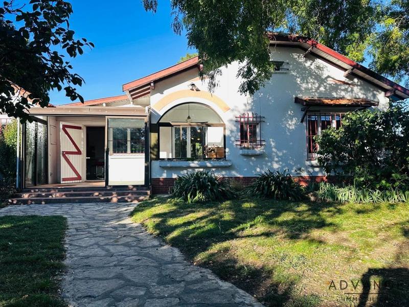 Maison - 127 m² - 5 pièces