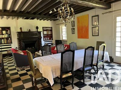 Maison - 258 m² - 10 pièces