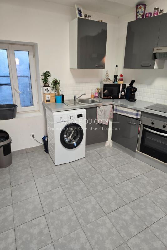 Maison - 300 m² - 14 pièces