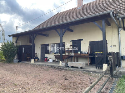 Maison traditionnelle - 125 m² - 4 pièces