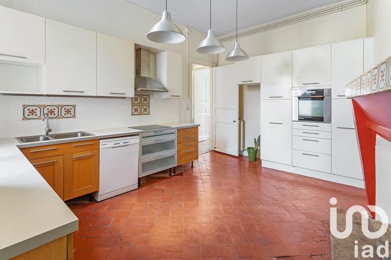 Appartement - 140 m² - 5 pièces