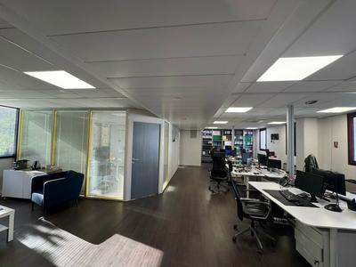 Bureau - 110 m²