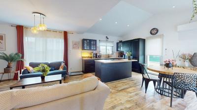 Maison - 103 m² - 5 pièces