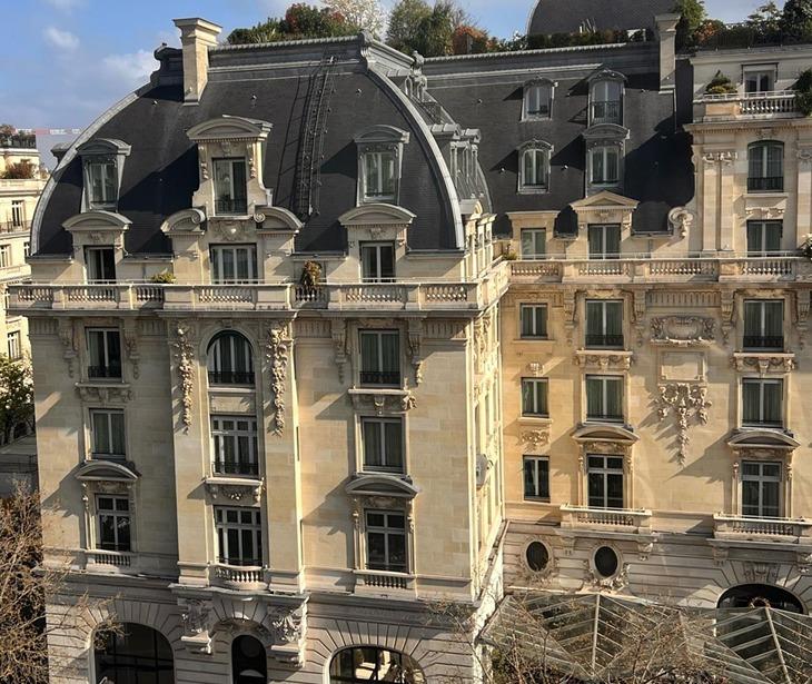 Appartement - 230 m² - 6 pièces