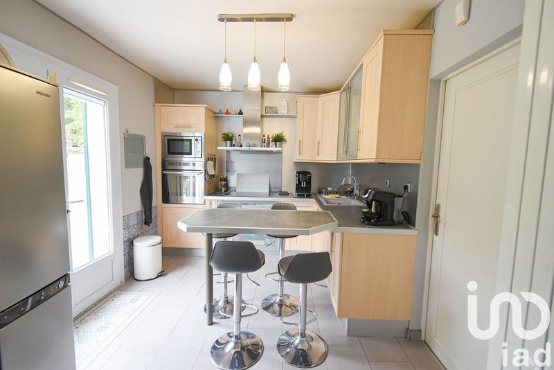 Maison - 97 m² - 5 pièces