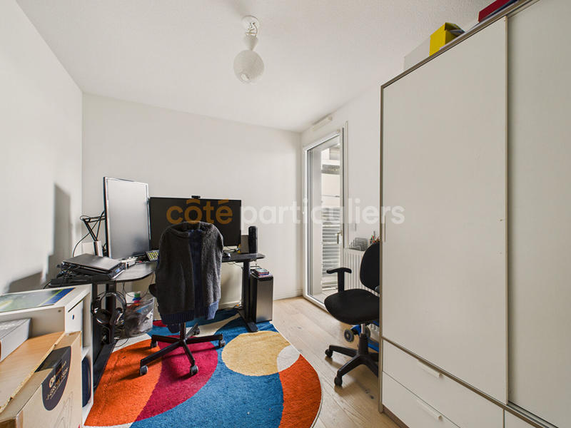 Appartement - 80 m² - 4 pièces