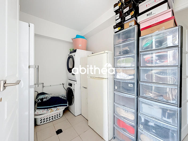 Maison - 200 m² - 9 pièces