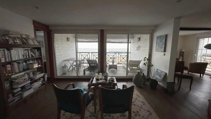 Maison - 288 m² - 7 pièces