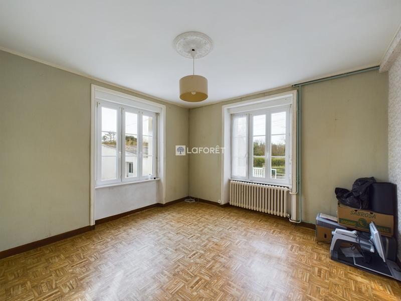 Maison traditionnelle - 120 m² - 6 pièces