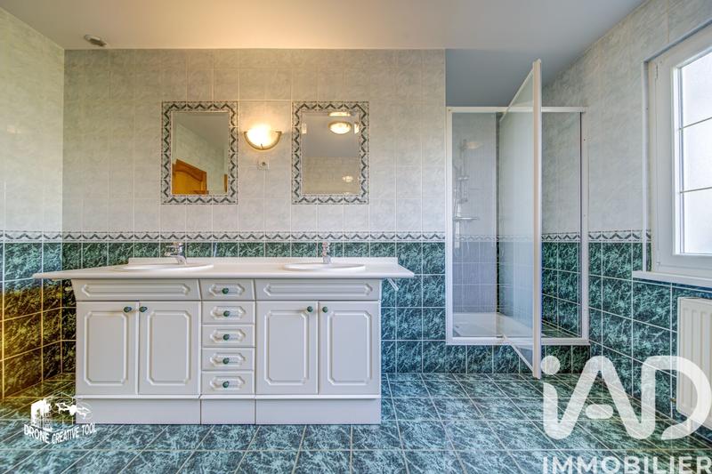 Maison - 136 m² - 5 pièces