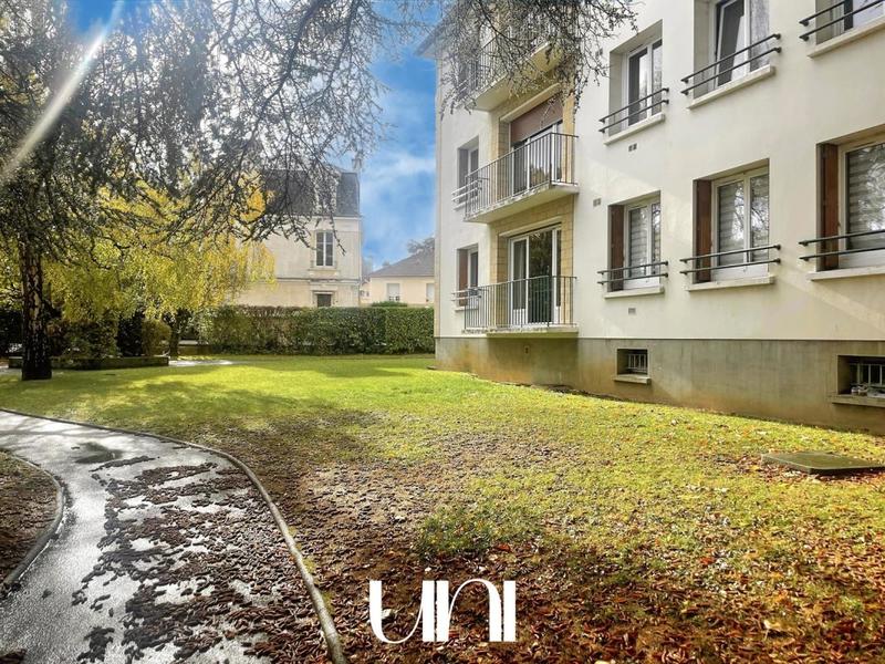 Appartement - 90 m² - 4 pièces