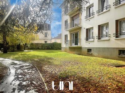 Appartement - 90 m² - 4 pièces