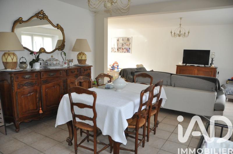 Maison - 209 m² - 7 pièces