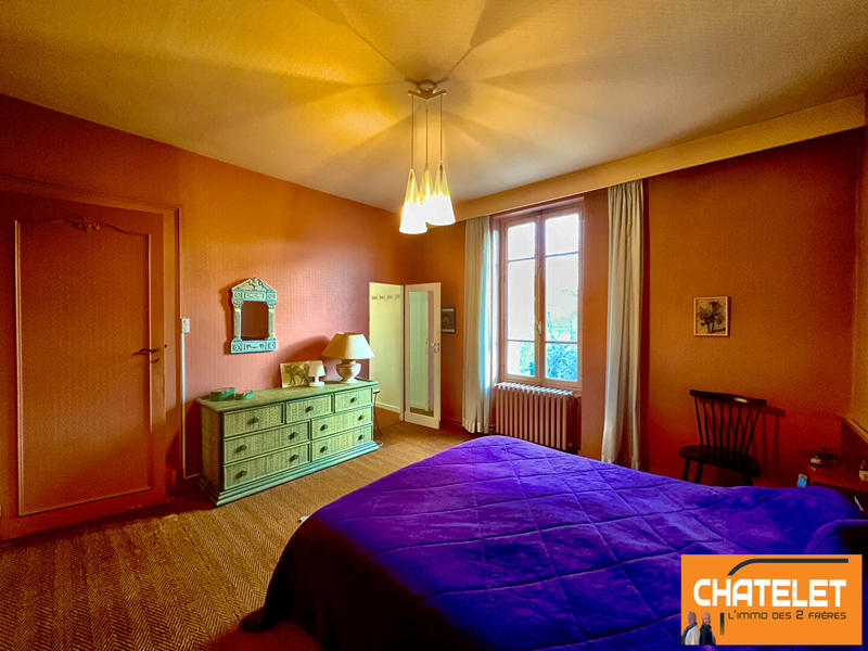 Maison - 172 m² - 8 pièces