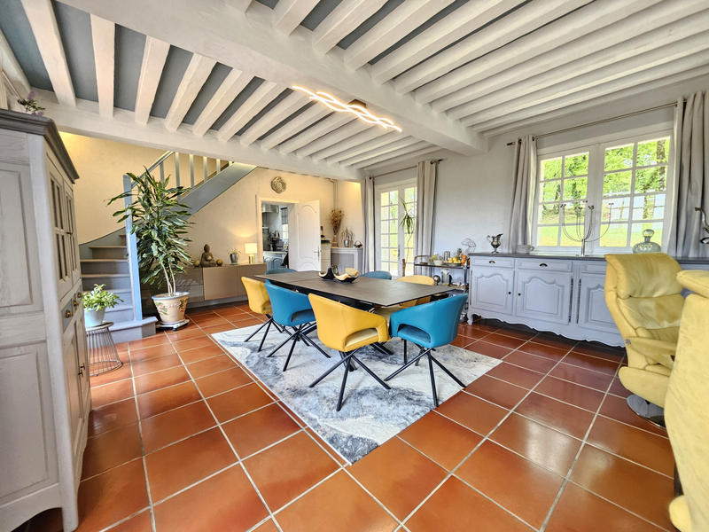 Maison - 145 m² - 5 pièces