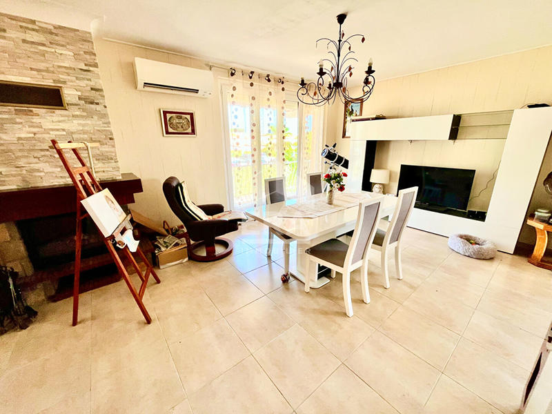 Maison - 138 m² - 8 pièces