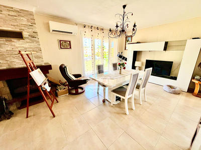 Maison - 138 m² - 8 pièces