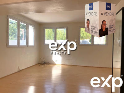 Maison - 93 m² - 4 pièces