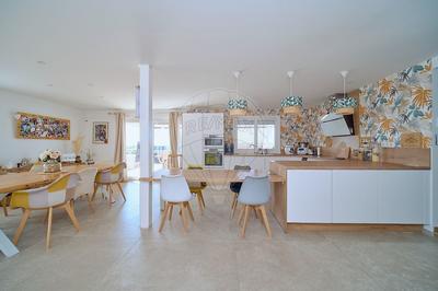 Maison - 180 m² - 6 pièces