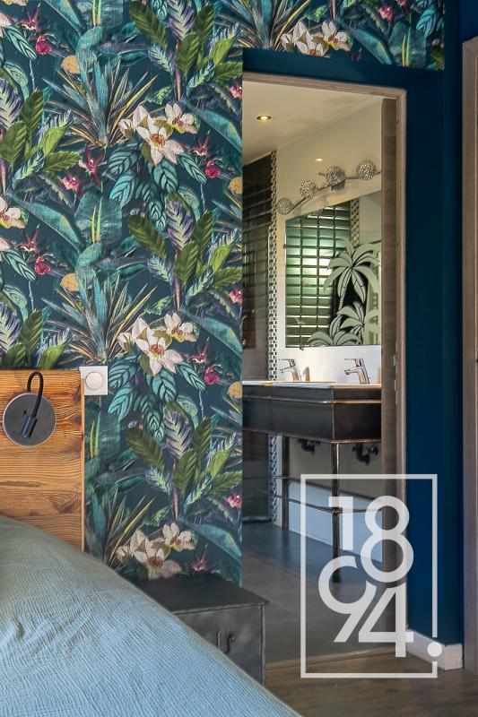 Maison - 235 m² - 8 pièces