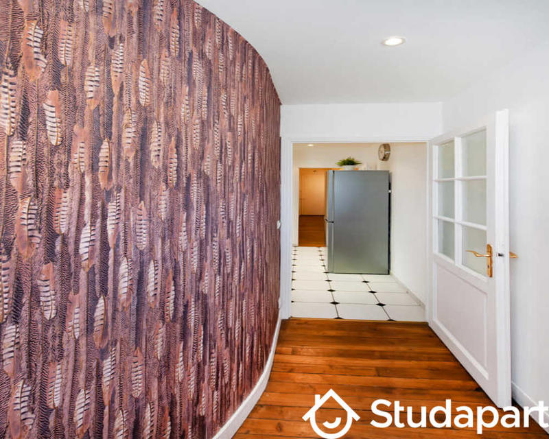 Chambre - 140 m² - 1 pièce