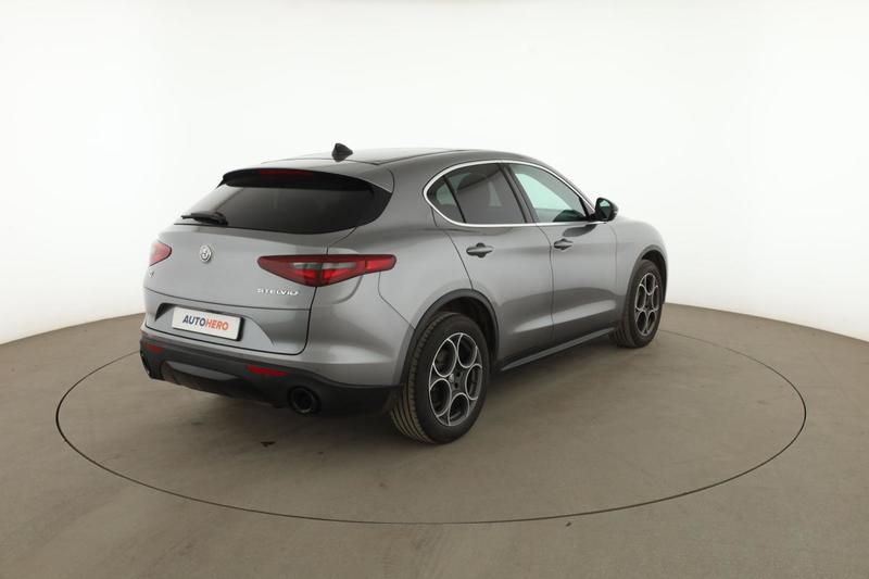 Alfa Romeo Stelvio 2.2 Diesel Q4 Super At8 210 ch
