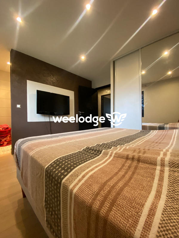 Maison - 165 m² - 6 pièces