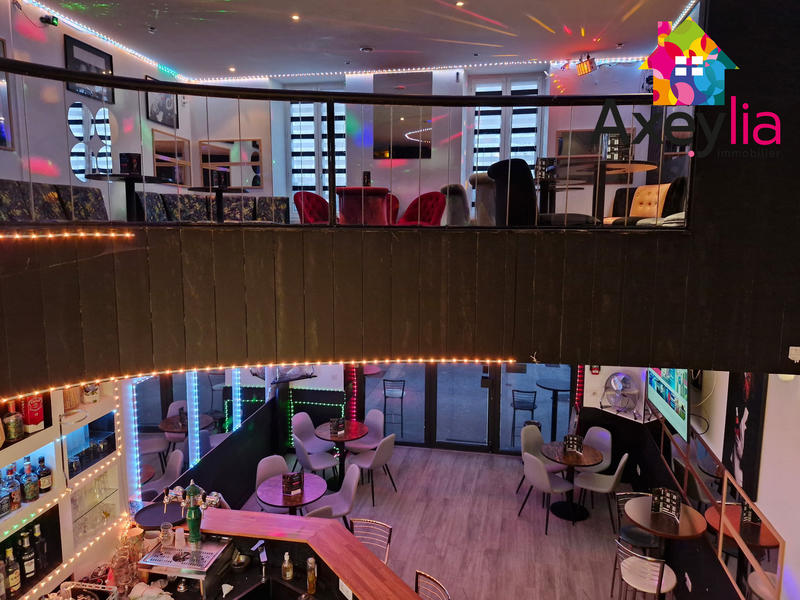 Fonds de commerce - Magasins - 123 m²