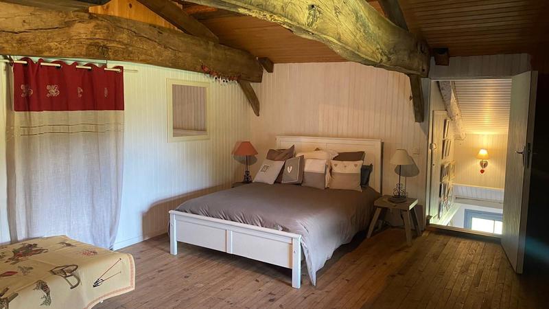 Maison - 220 m² - 7 pièces