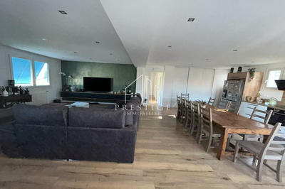 Maison - 114 m² - 4 pièces