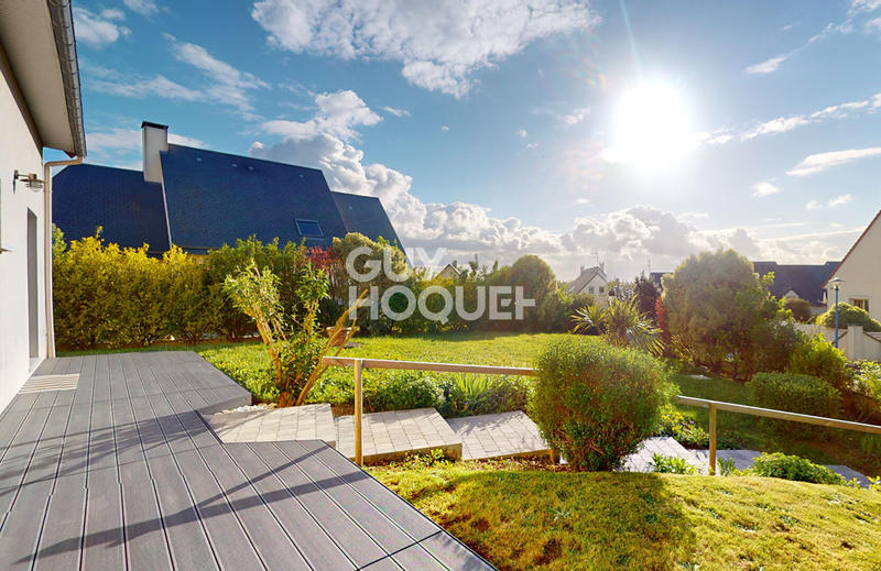 Maison - 180 m² - 6 pièces