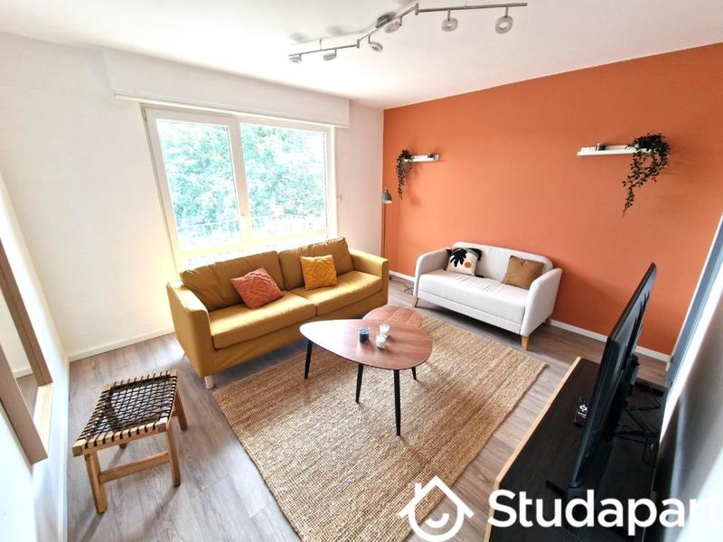 Chambre - 12 m² - 1 pièce