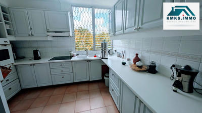 Appartement - 90 m² - 4 pièces