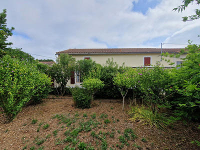 Maison - 96 m² - 3 pièces