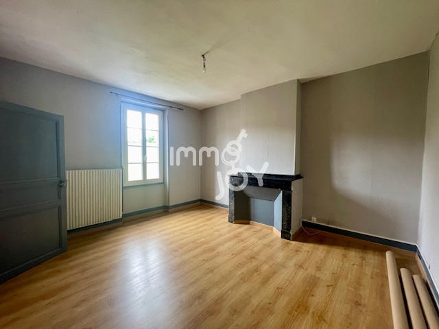 Maison - 180 m² - 7 pièces