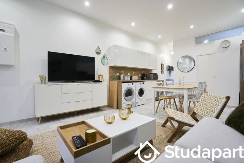 Chambre - 15 m² - 1 pièce