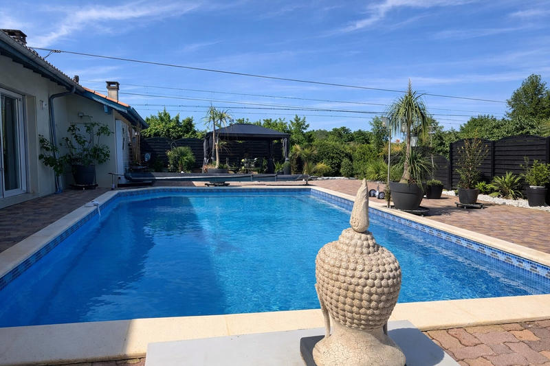 Maison - 148 m² - 5 pièces