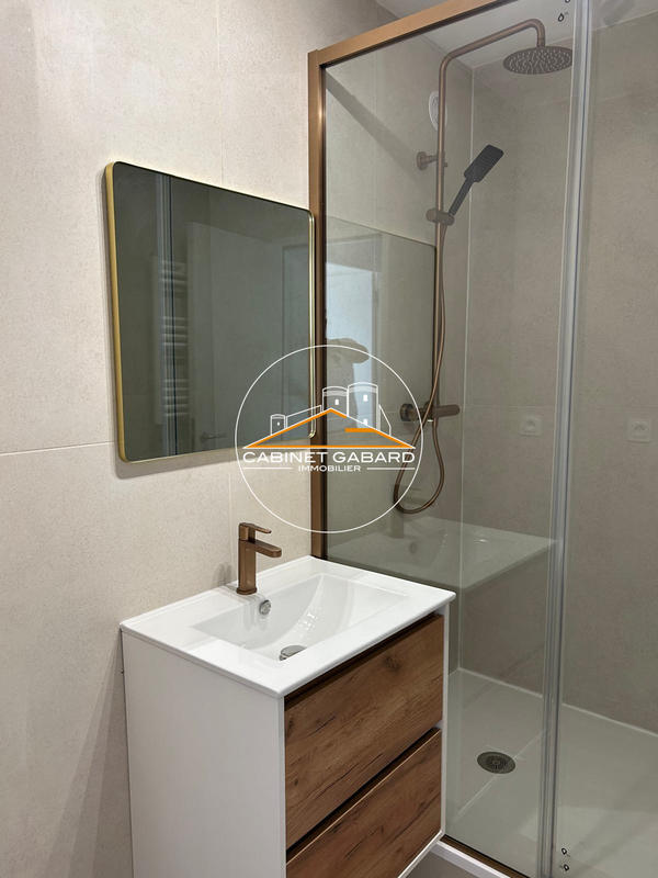 Appartement - 75 m² - 4 pièces