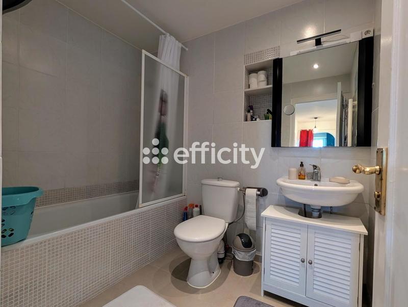 Maison - 150 m² - 8 pièces