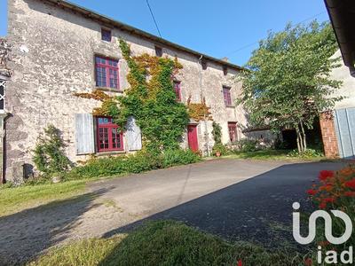 Maison - 196 m² - 12 pièces